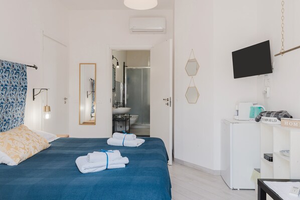 1 camera, ferro/asse da stiro, Wi-Fi gratuito, lenzuola