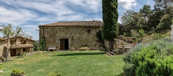 Holiday Home 'Can Soler De Merlant 2' with Mountain Views, Shared Pool and Wi-Fi