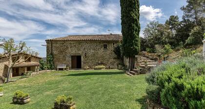 Holiday Home 'Can Soler De Merlant 2' with Mountain Views, Shared Pool and Wi-Fi