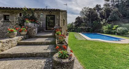 Country House 'El Paller I De Can Soler' with Shared Pool, Shared Garden and Wi-Fi