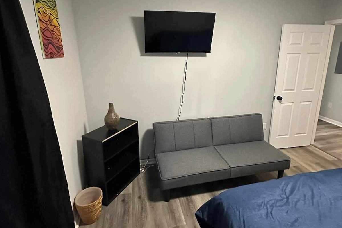 Habitación doble Royal, 1 cama Queen size, para no fumadores | Escritorio y espacio para trabajar con laptop