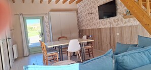 Dining - Holiday Home 'La Maisonnette Du Meslay' with Private Terrace, Shared Garden & Wi-Fi (Fyé)