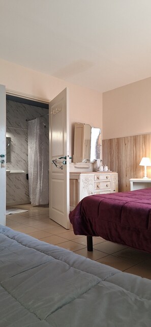 1 Schlafzimmer, Bügeleisen/Bügelbrett, kostenloses WLAN, Bettwäsche