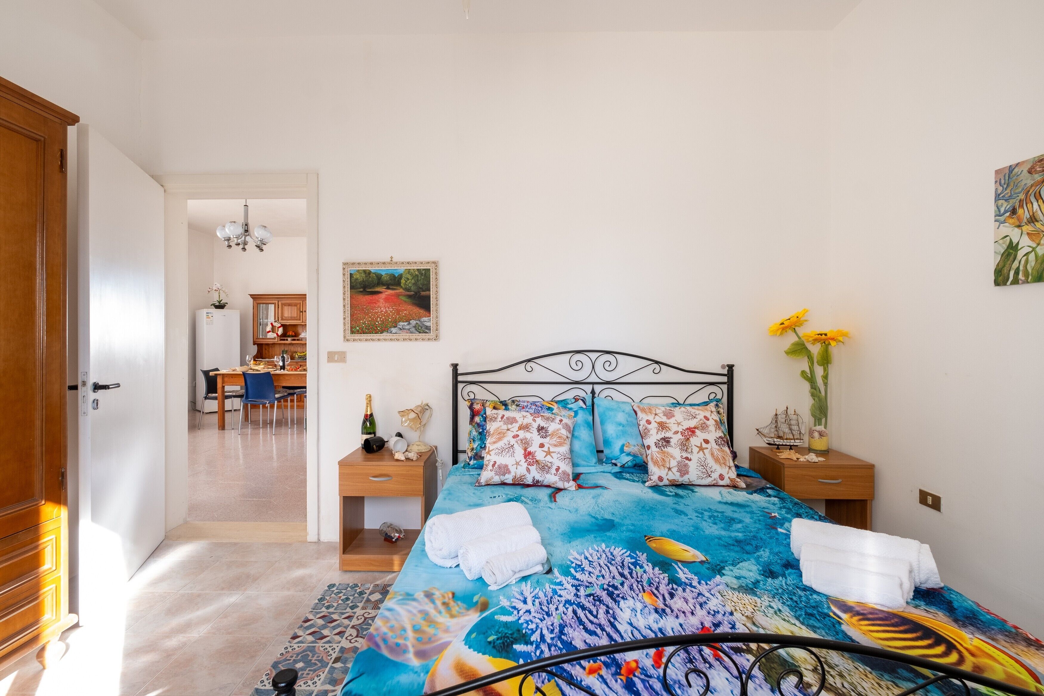 2 bedrooms, iron/ironing board, free WiFi, bed sheets