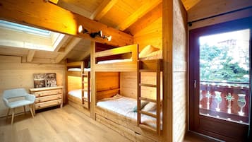 5 habitaciones, wifi gratis y ropa de cama