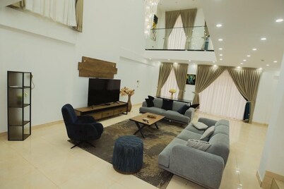 Spacious 4-bedroom villa with Private pool