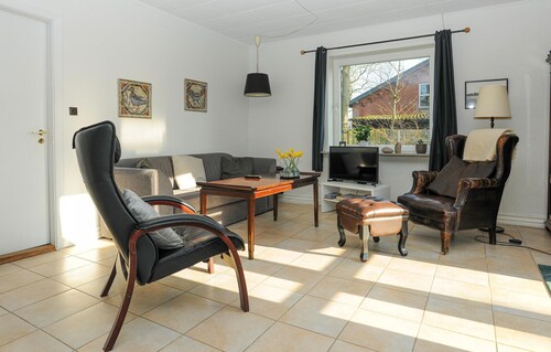 1 bedroom beautiful home in Højer