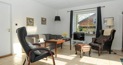 1 bedroom beautiful home in Højer