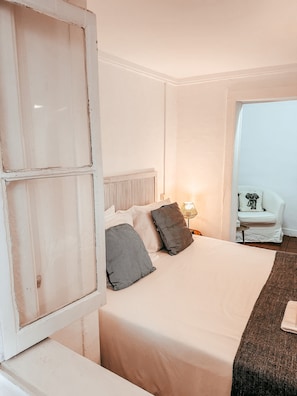 Room - Typical Lisbon Apartment By Gt House (Lisbon)