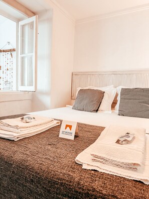 1 quarto, roupa de cama