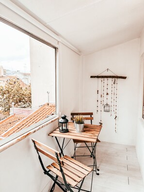 Balcony - Typical Lisbon Apartment By Gt House (Lisbon)