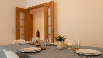 Essbereich im Zimmer