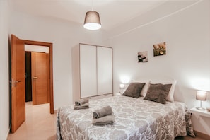 1 bedroom, bed sheets - Alcantara Terrace by GT House (Lisbon)