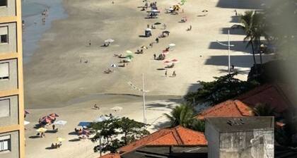 Pé na Areia em Pitangueiras - 3-bedroom apto with WiFi in Pitangueiras Guarujá