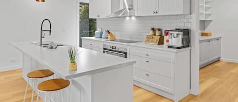 Casa família, 4 quartos | Cozinha privada