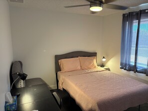 3 quartos, ferros/tábuas de passar roupa, Wi-Fi, roupa de cama