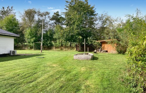 Stunning home in øster assels with WiFi