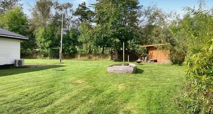 Stunning home in øster assels with WiFi