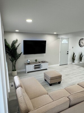 تلفزيون ذكي