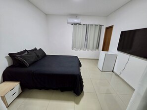 3 soverom, strykejern/-brett, wi-fi og sengetøy