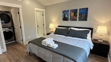 1 sovrum, skrivbord, strykjärn/strykbräda och gratis wi-fi