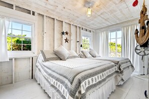 4 عدّة غرف نوم ومكواة/لوح كي وواي فاي وملاءات أسرّة