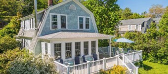 10-Min Walk to Beach | Huge Deck | Near Downtown