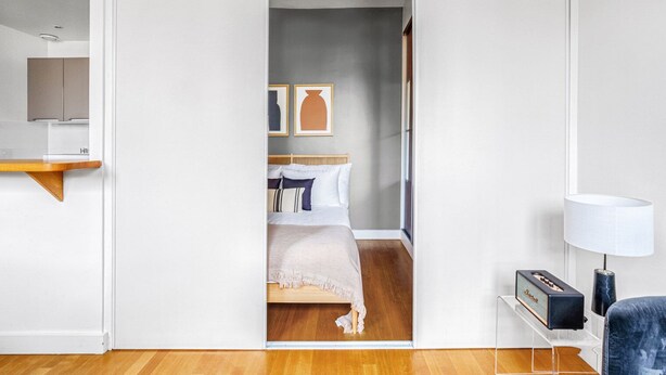 Iron/ironing board, WiFi, bed sheets - Blueground | Miromesnil, nr Parc Monceau (Paris)