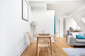 Interior - Blueground | Trocadero, roof, canopy (Paris)