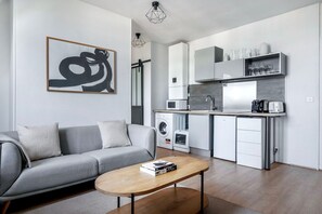 Interior - Blueground | Montorgueil, concierge, furnished (Paris)