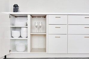 Interior - Blueground | Grands Boulevards, balcony (Paris)