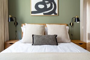1 habitación, tabla de planchar con plancha, wifi y ropa de cama 