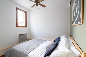 1 bedroom, iron/ironing board, WiFi, bed sheets - Blueground | Montorgueil, nr Grands Boulevards (Paris)