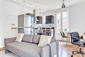 TV, stereo - Blueground | Bastille, elevator, nr Charonne (Paris)