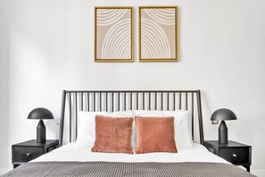 1 bedroom, iron/ironing board, WiFi, bed sheets - Blueground | Bastille, elevator, nr Charonne (Paris)