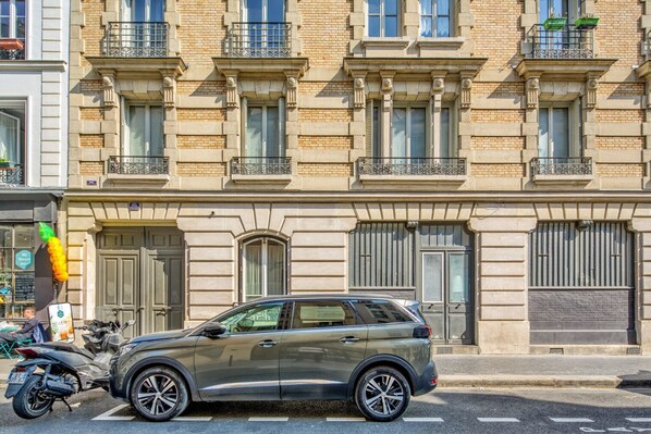 Exterior - Blueground | Bastille, elevator, nr Charonne (Paris)