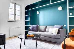 Télévision, chaîne hi-fi