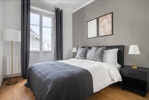 1 bedroom, iron/ironing board, WiFi, bed sheets - Blueground | École Militaire, furnished, balcony (Paris)