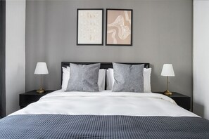 1 chambre, fer et planche à repasser, Wi-Fi, draps fournis