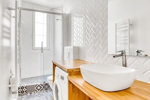 Haartrockner, Handtücher