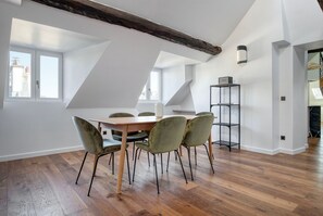 Dining - Blueground | Vendome/Saint Honoré, a/c, furnished (Paris)