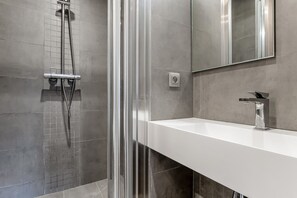 Haartrockner, Handtücher