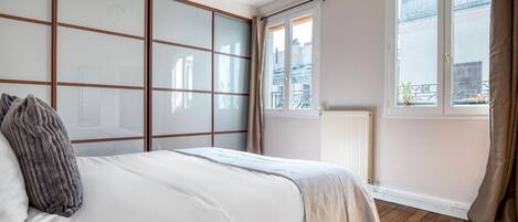 1 makuuhuone, silitysrauta/-lauta, Wi-Fi, vuodevaatteet