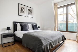 3 soverom, strykejern/-brett, wi-fi og sengetøy