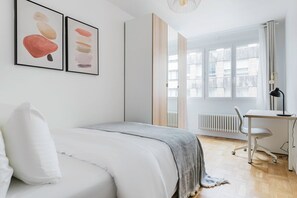 2 bedrooms, iron/ironing board, WiFi, bed sheets - Blueground | Auteuil, nr Seine & sports (Paris)