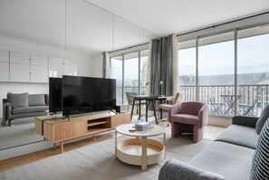TV, stereo