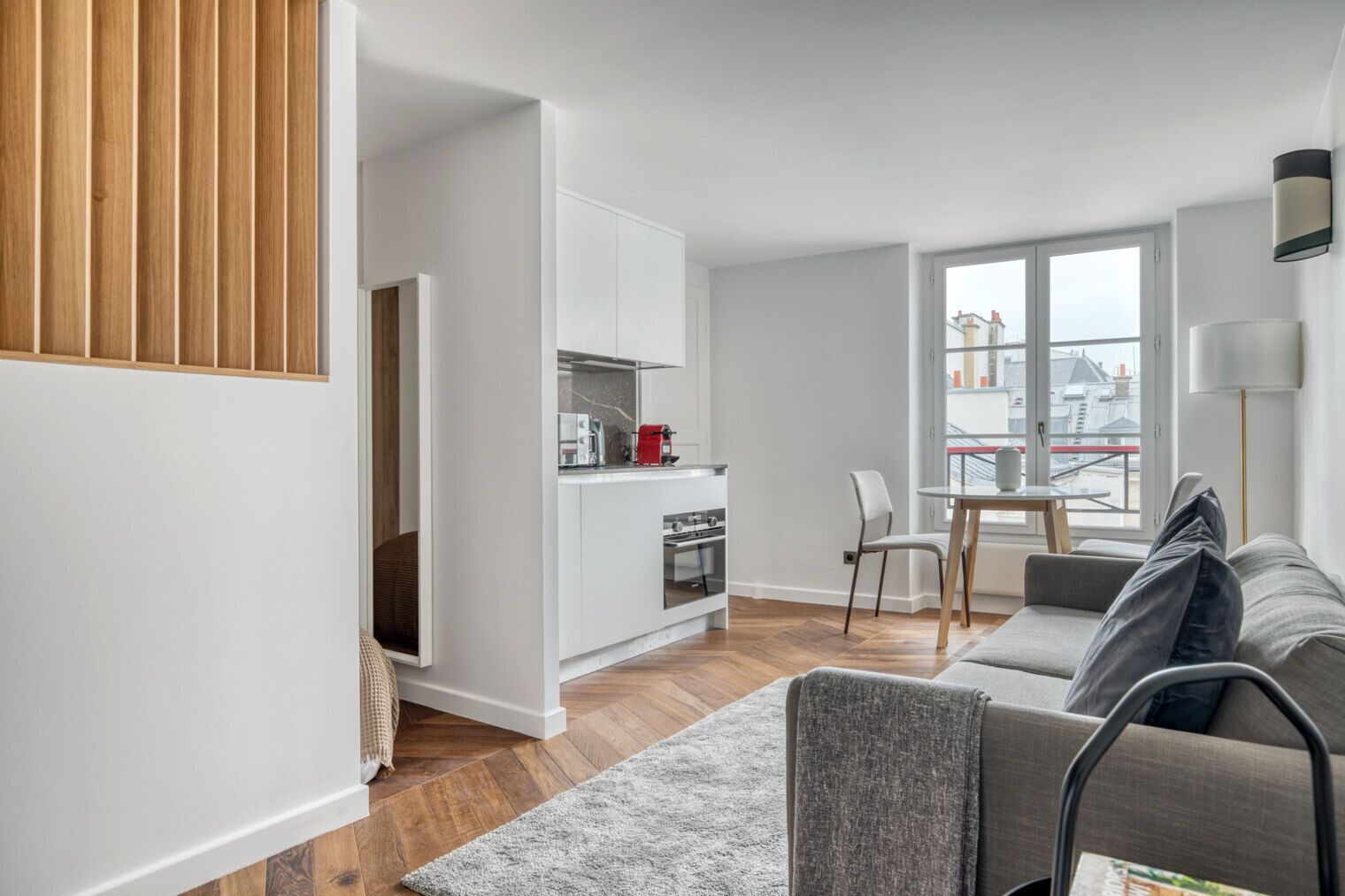 テレビ、ステレオ