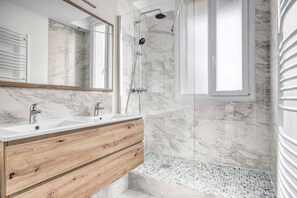 Hiustenkuivaaja, pyyhkeet