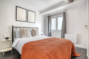 1 soverom, strykejern/-brett, wi-fi og sengetøy