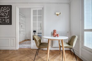 Dining - Blueground | Ternes, walk to Paris attractions (Paris)